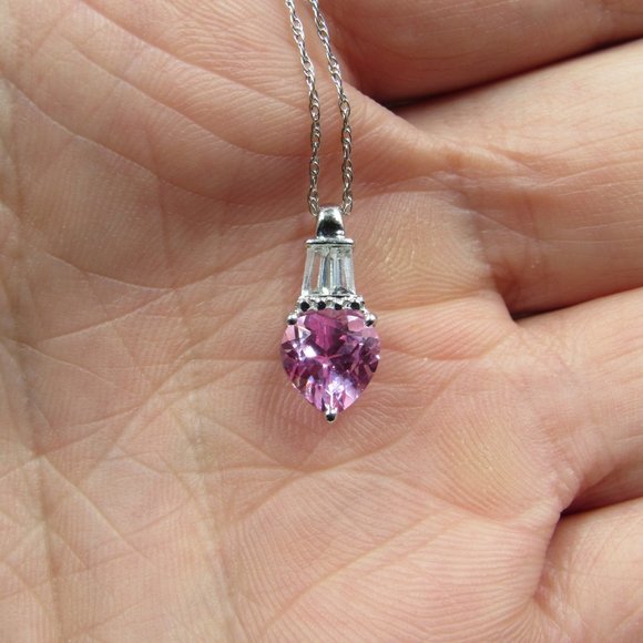 18" 10K Gold Pink & White Sapphire Heart Necklace - Picture 2 of 6